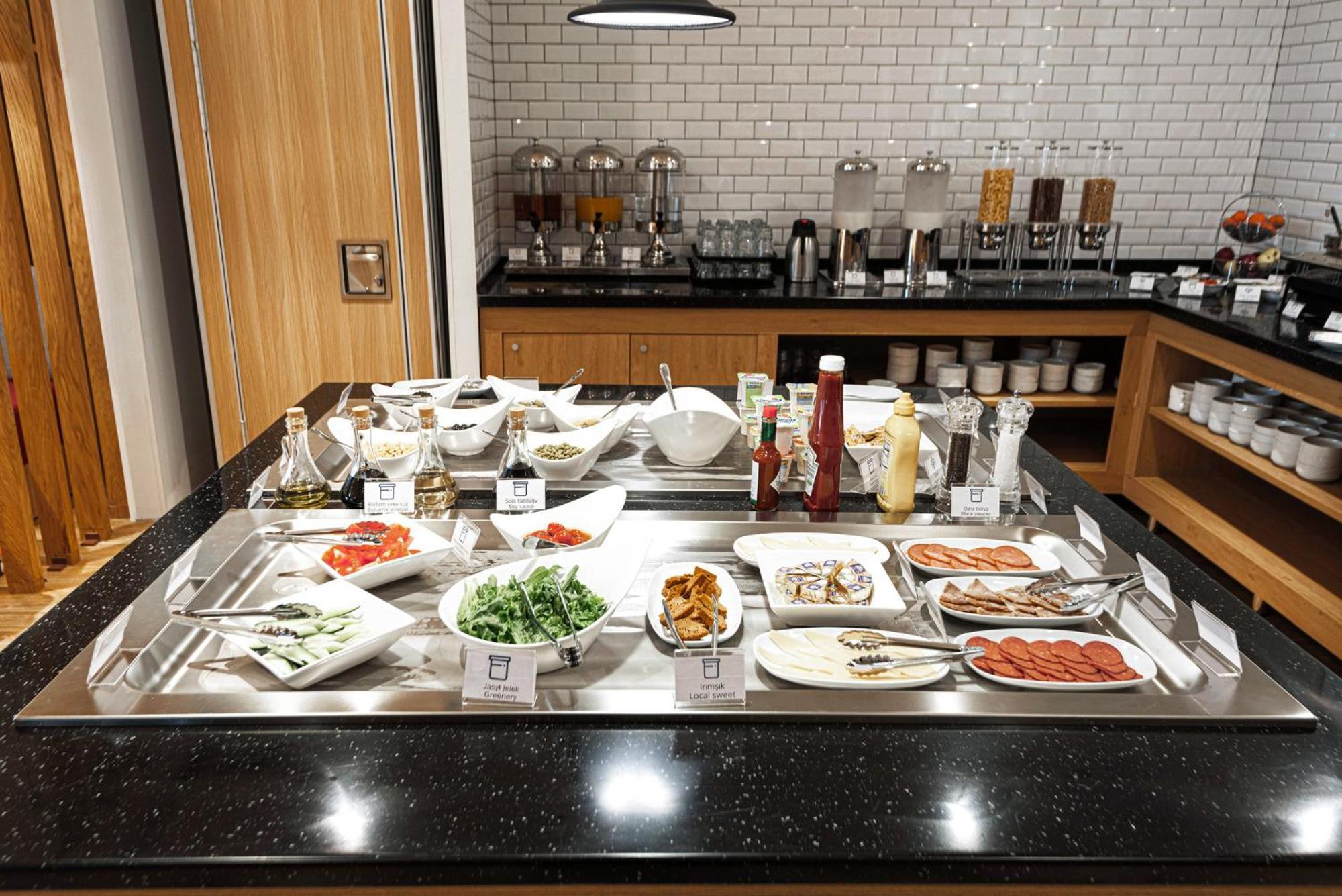 Holiday Inn Express - Astana - Turan By Ihg Zewnętrze zdjęcie